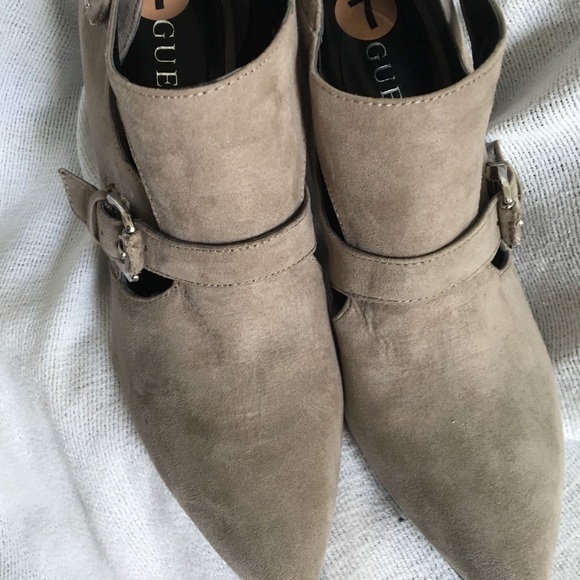 Guess Shoes - Guess Suede Ankle Boots. Size 7